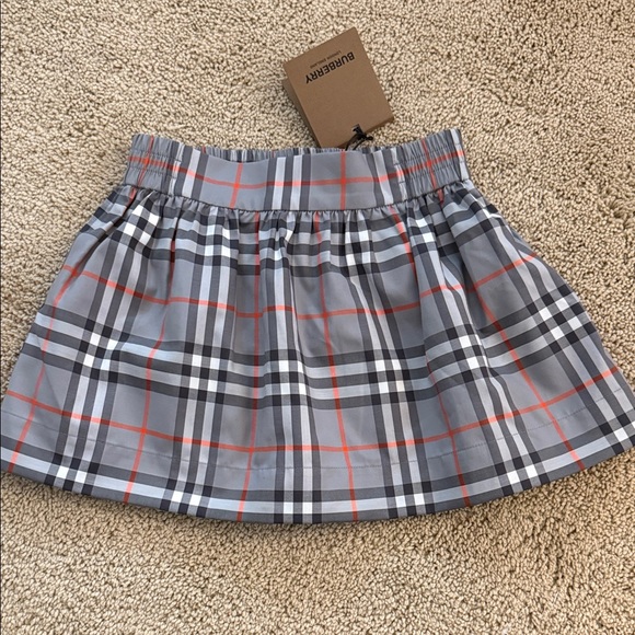 Burberry Pink Logo Tee with Gray Plaid Skirt Set - Picture 6 of 12